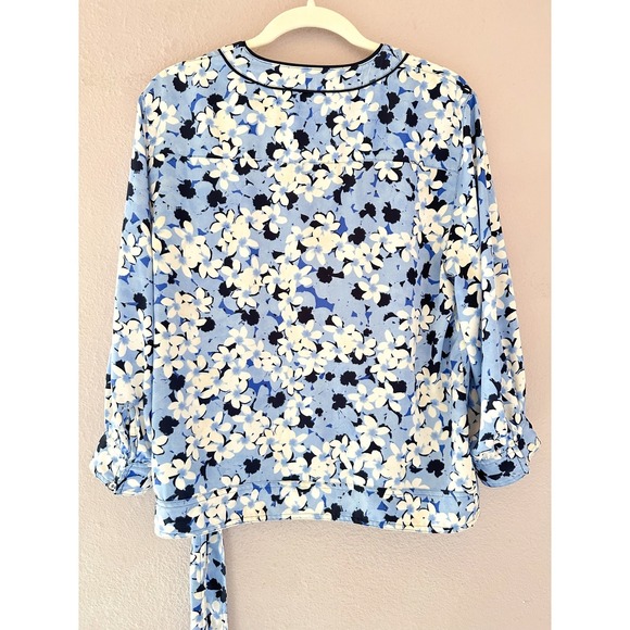 Lauren Ralph Lauren Blue Floral Surplice Wrap Front Blouse Large - Picture 9 of 9